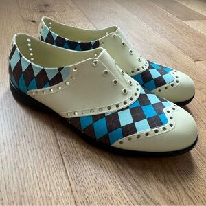 Biion Men's Oxford Argyle Spikeless Shoe - Beige/Argyle - Size 9 (42) - Like New